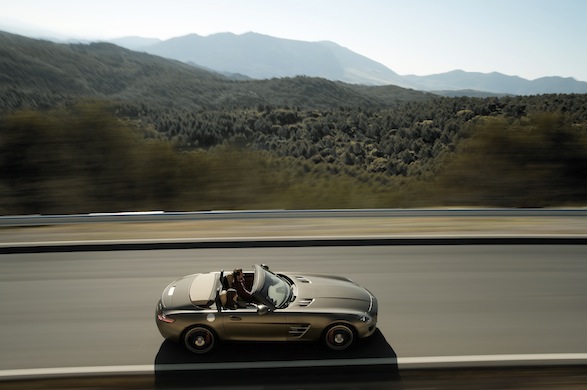 Mercedes Benz SLS AMG Roadster Cabriolet | TwistedLifestyle.com