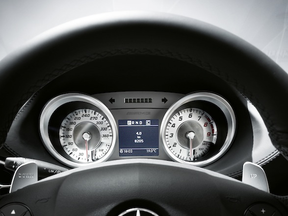 Mercedes Benz SLS AMG Roadster Cabriolet | TwistedLifestyle.com