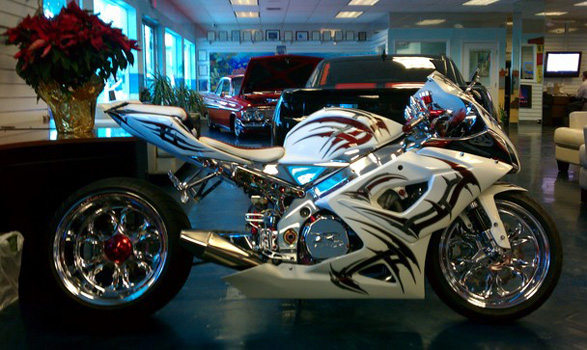 One-Off Custom Suzuki GSX-R 1000 | TwistedLifestyle.com
