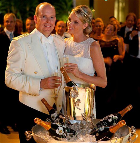 Perrier Jouët Royal Wedding Edition Belle Epoque Princier Champagne | TwistedLifestyle.com